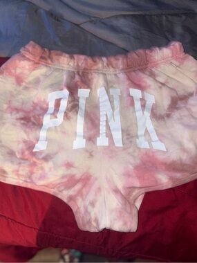 vs pink tye dye shorts